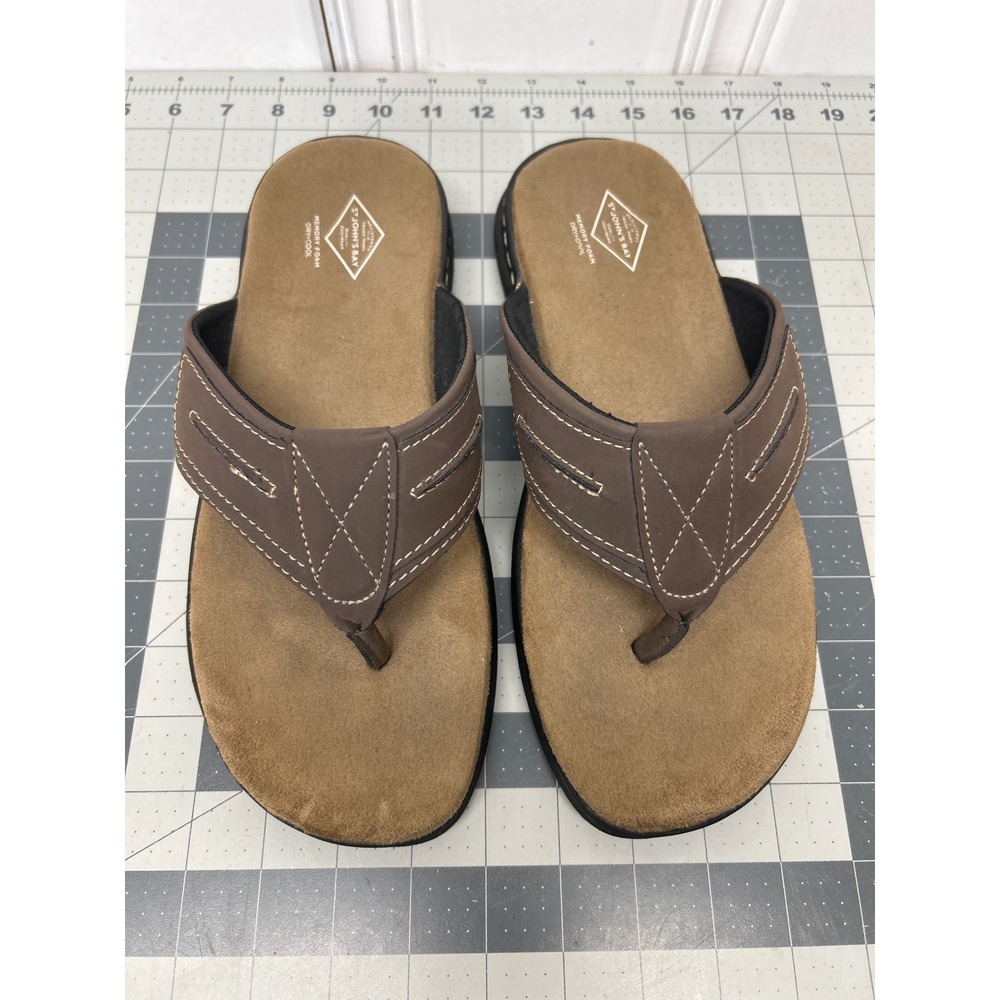 St. John's Bay SJB Lucas Sandals Mens 9 Brown Memory Foam Flip Flops Comfort